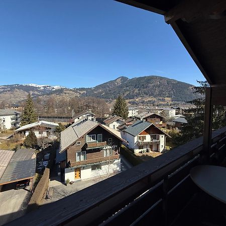 Готель Marina Alpen Haus Целль-ам-Зеє Екстер'єр фото