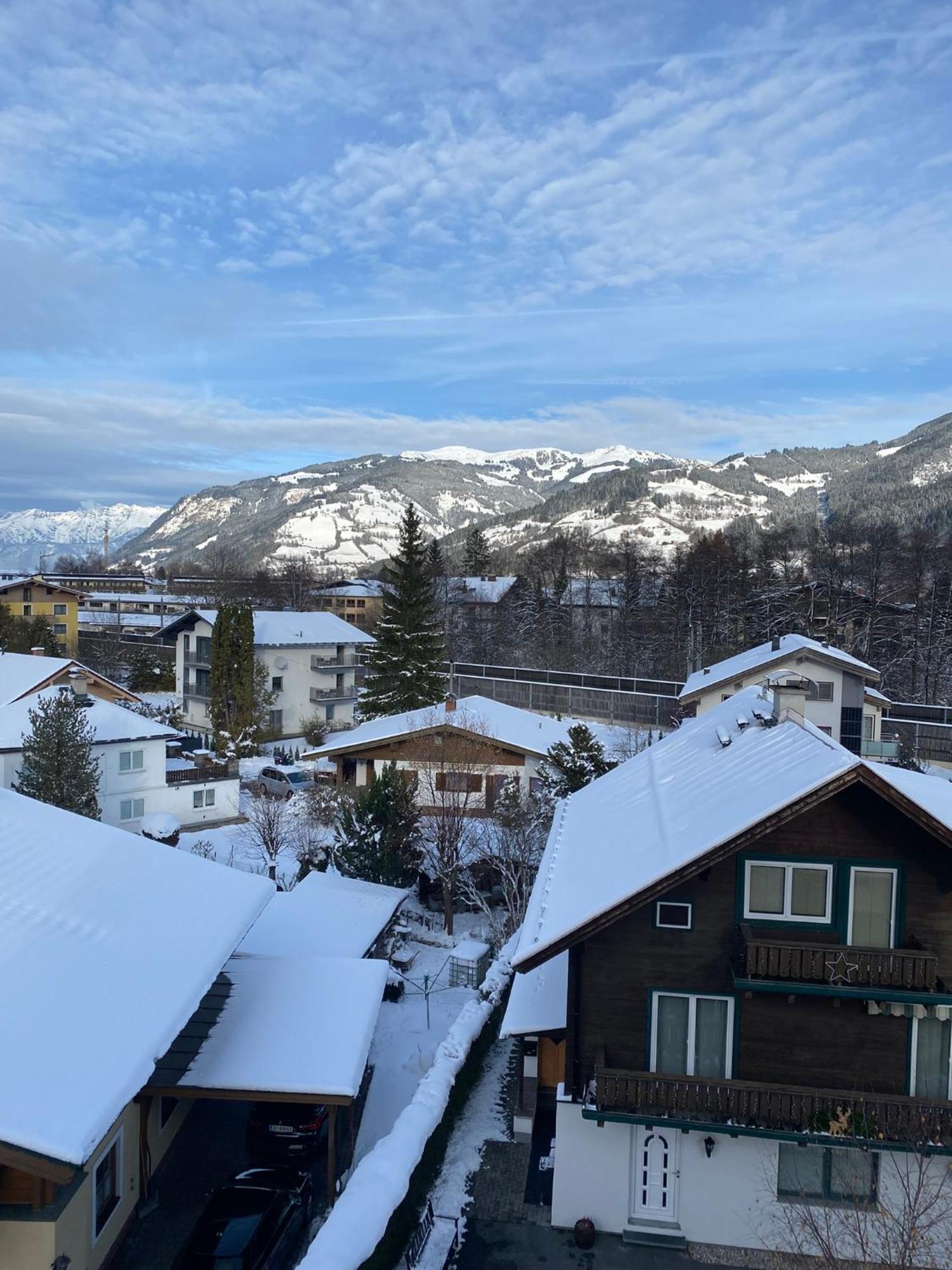 Готель Marina Alpen Haus Целль-ам-Зеє Екстер'єр фото