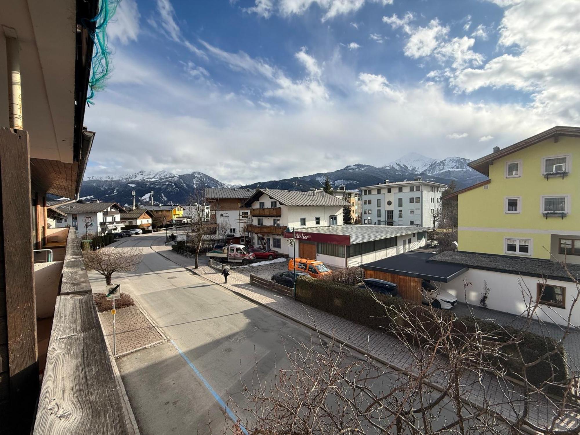 Готель Marina Alpen Haus Целль-ам-Зеє Екстер'єр фото