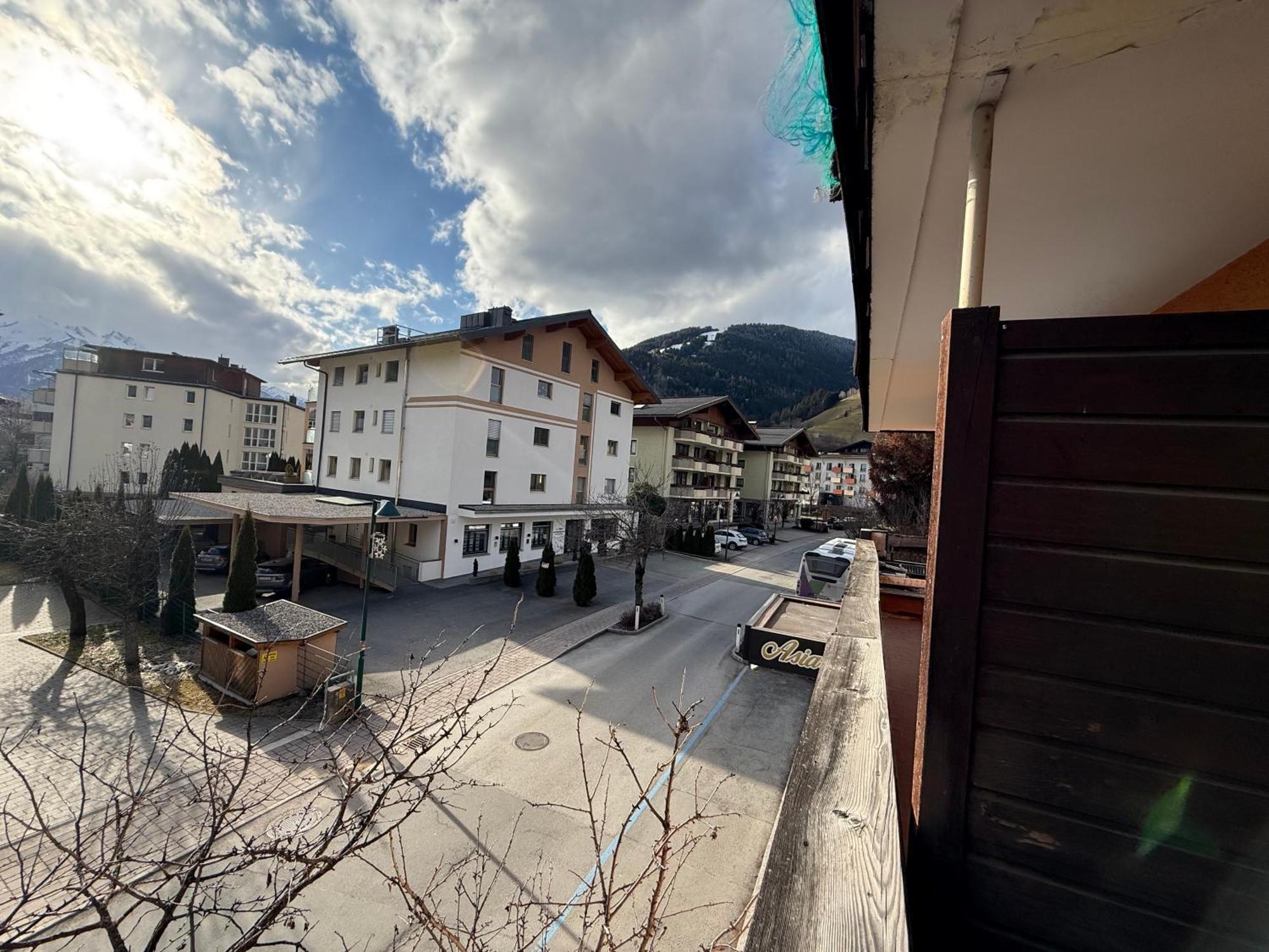 Готель Marina Alpen Haus Целль-ам-Зеє Екстер'єр фото