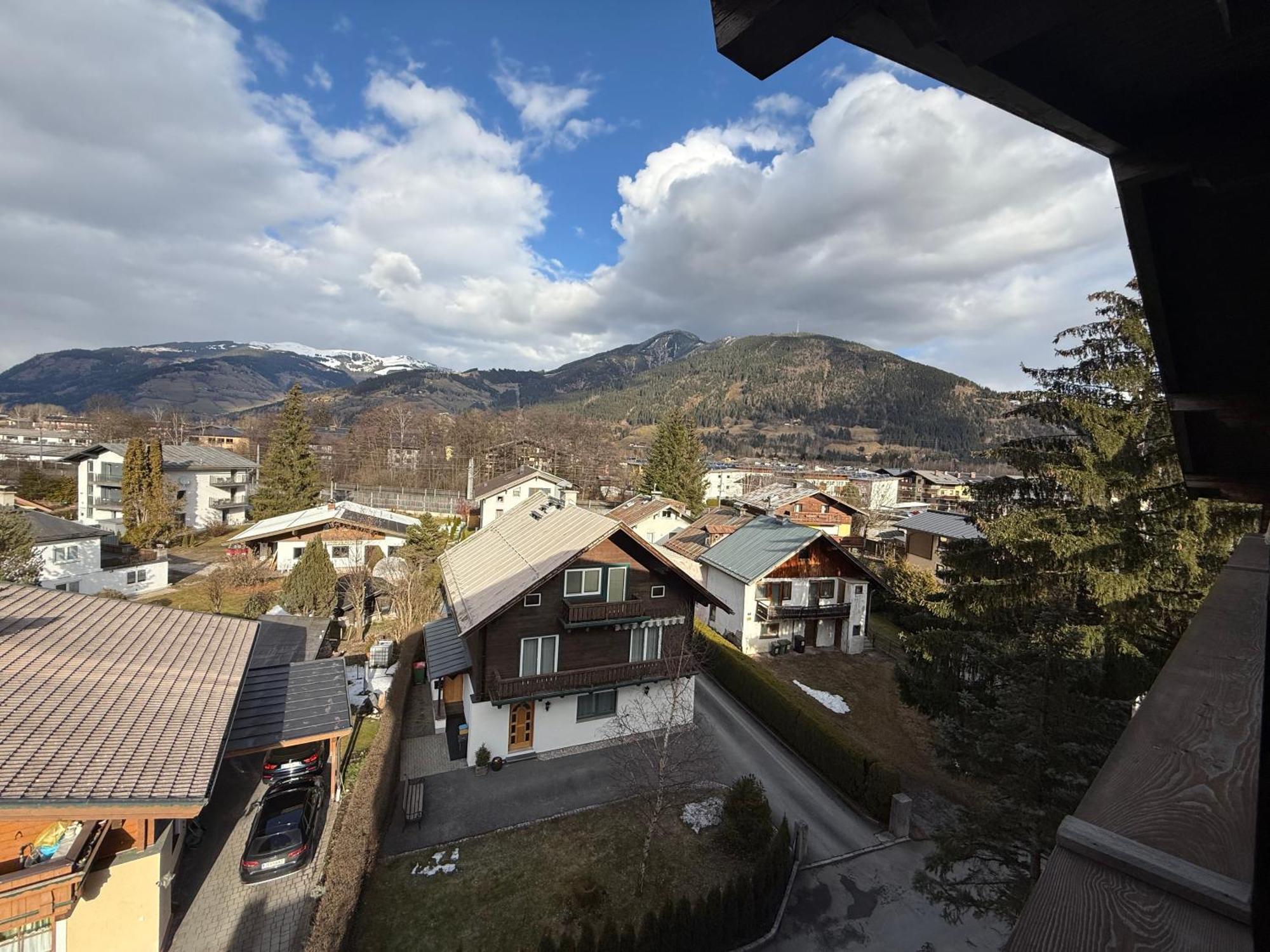 Готель Marina Alpen Haus Целль-ам-Зеє Екстер'єр фото