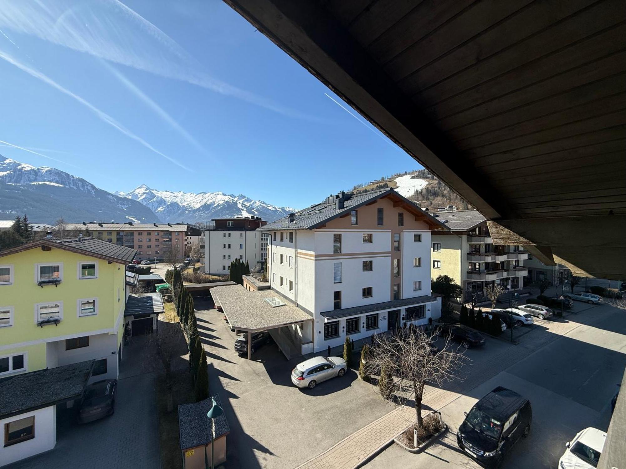 Готель Marina Alpen Haus Целль-ам-Зеє Екстер'єр фото